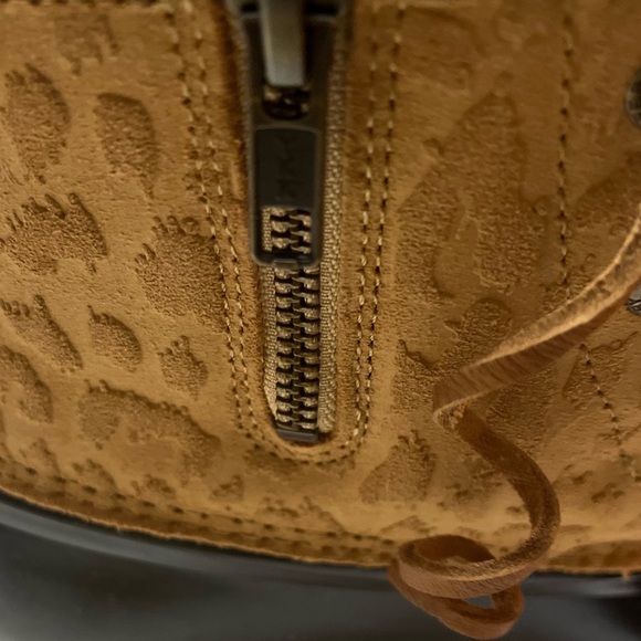 Sperry Cheetah Print Embossed Leather Waterproof Duck Shoes Boat Shoes Boots 7M - Picture 6 of 11